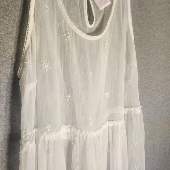 Lauren Conrad Sheer Babydoll Tank Top Floral Embroidery Keyhole - Picture 2 of 5